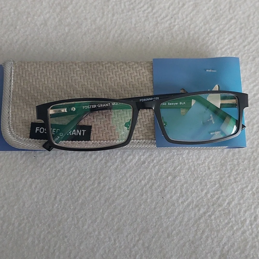 Foster Grant Multi Focus Reading Glasses NWT